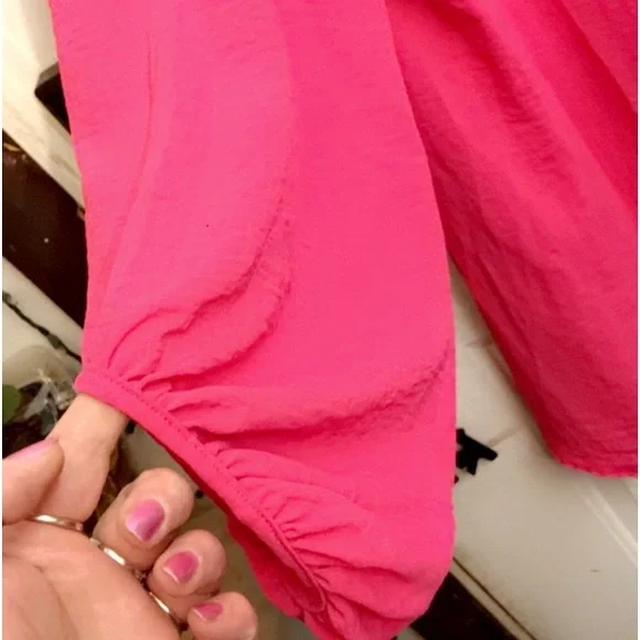 Nice pink blouse - Picture 3 of 5